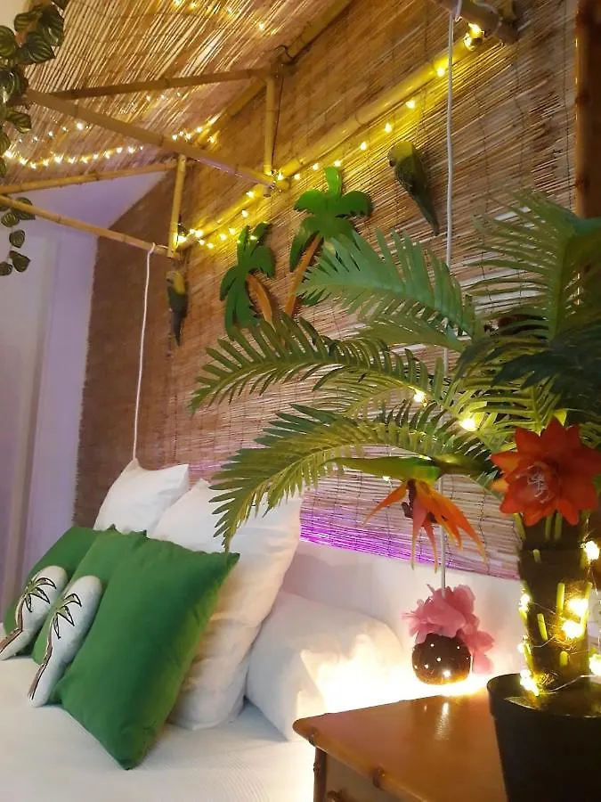 Wonder Rooms Nerja Guest House Spain