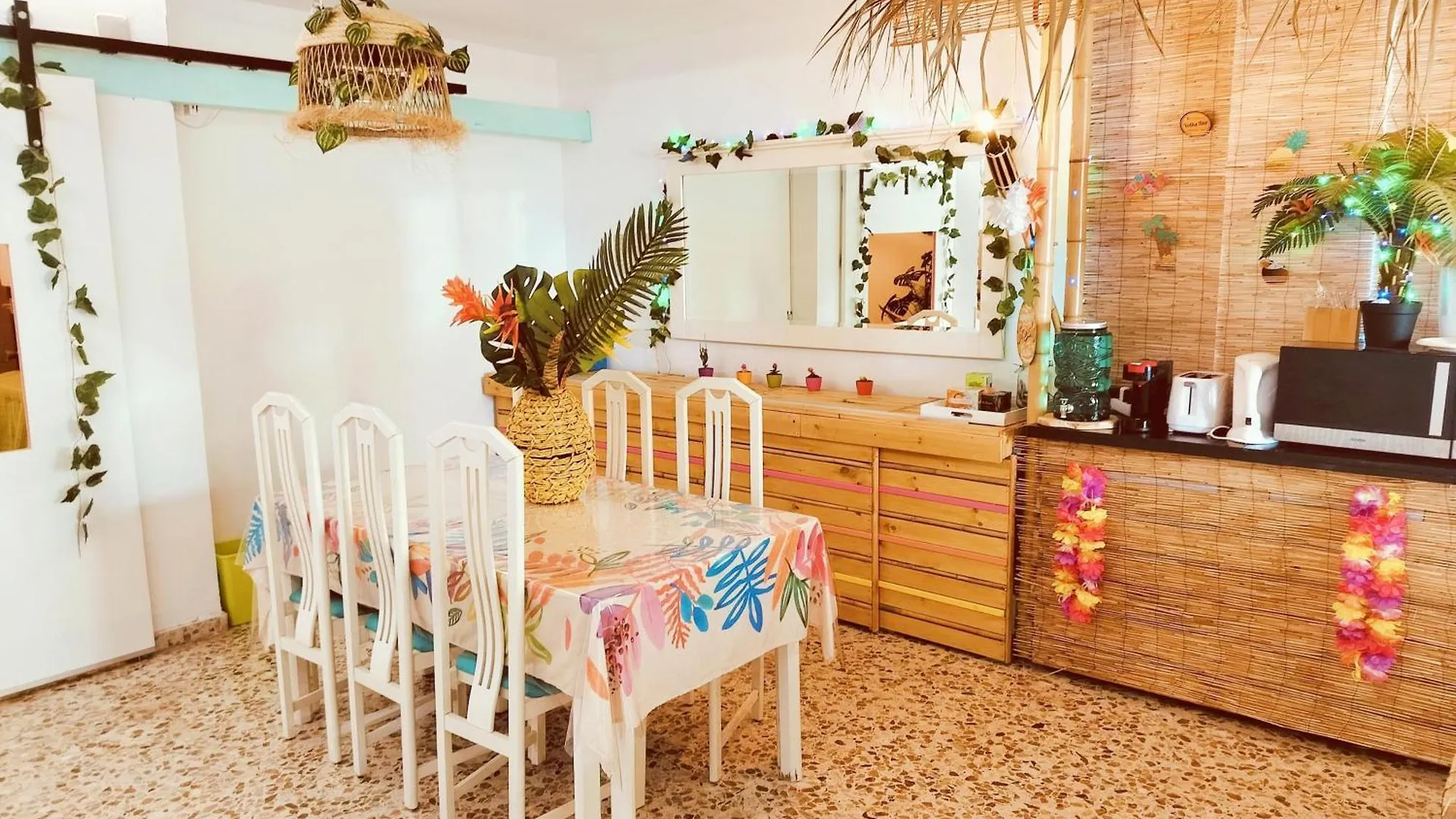 Wonder Rooms Nerja Guest House 2*,  Spain